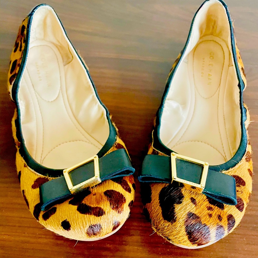 Like New! Cole Haan Leopard Flats Sz 8